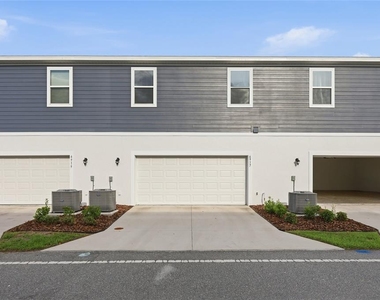 6917 Five Oaks Drive - Photo Thumbnail 28