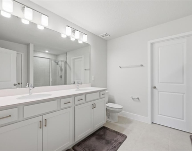 6917 Five Oaks Drive - Photo Thumbnail 20