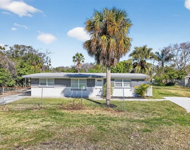 4505 Cottonwood Drive - Photo Thumbnail 4