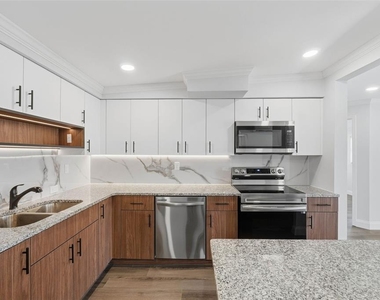 4505 Cottonwood Drive - Photo Thumbnail 25