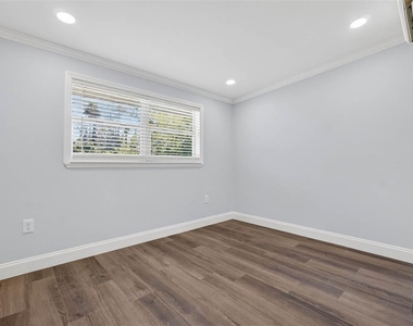 4505 Cottonwood Drive - Photo Thumbnail 43