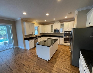 2745 Peony Drive - Photo Thumbnail 5