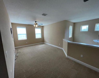 2745 Peony Drive - Photo Thumbnail 18