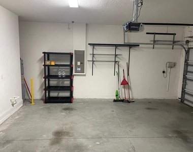 2745 Peony Drive - Photo Thumbnail 52