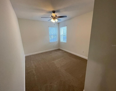 2745 Peony Drive - Photo Thumbnail 20