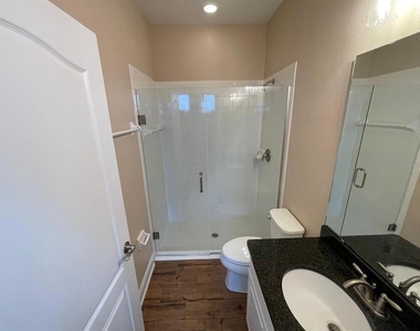 2745 Peony Drive - Photo Thumbnail 15