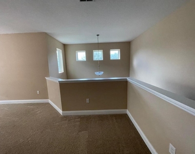 2745 Peony Drive - Photo Thumbnail 17