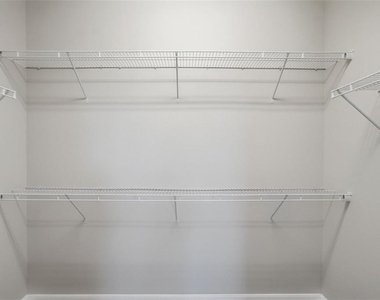 2772 Mead Avenue - Photo Thumbnail 18