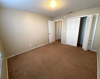 4148 Pershing Pointe Place - Photo Thumbnail 24