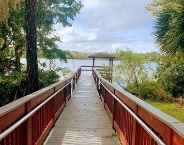2550 N Alafaya Trail - Photo Thumbnail 15