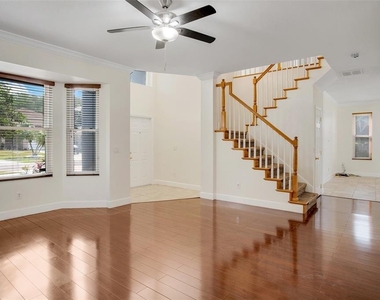 12661 Enclave Drive - Photo Thumbnail 3