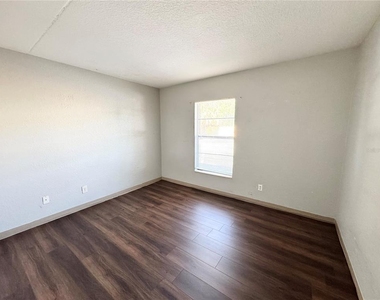 1229 Kennedy Road - Photo Thumbnail 6