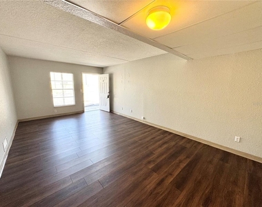 1229 Kennedy Road - Photo Thumbnail 4