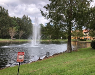 5475 Vineland Road - Photo Thumbnail 32