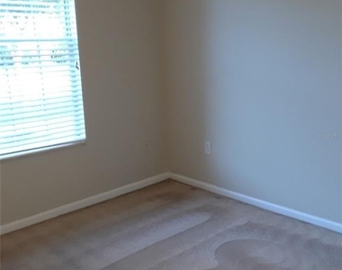 2533 Old Kent Circle - Photo Thumbnail 15