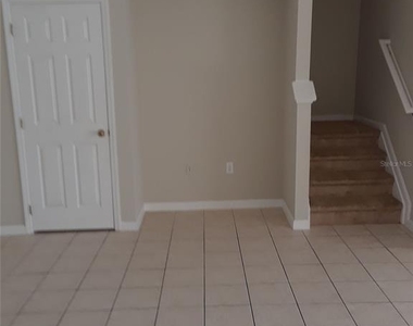 2533 Old Kent Circle - Photo Thumbnail 18