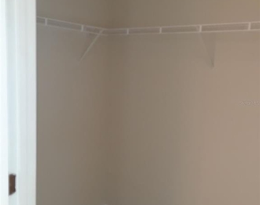 2533 Old Kent Circle - Photo Thumbnail 29