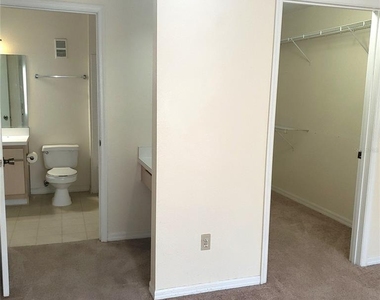7300 Westpointe Boulevard - Photo Thumbnail 16