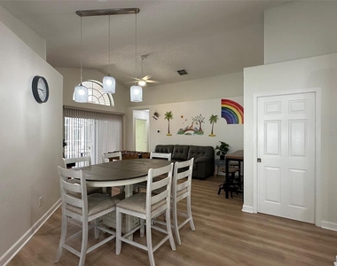 1009 Lake Davenport Boulevard - Photo Thumbnail 9