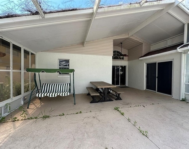 1009 Lake Davenport Boulevard - Photo Thumbnail 28