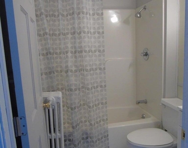 131 S Blakely Street - Photo Thumbnail 5
