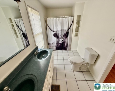 2955 Middletown Road - Photo Thumbnail 16
