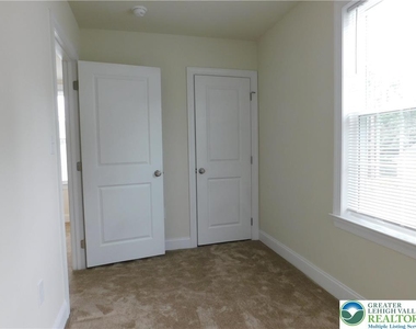 68 W Union Boulevard - Photo Thumbnail 24