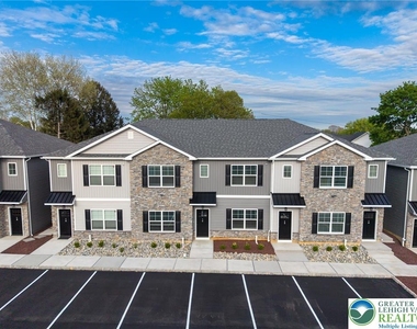 1411 Greenview Drive - Photo Thumbnail 1