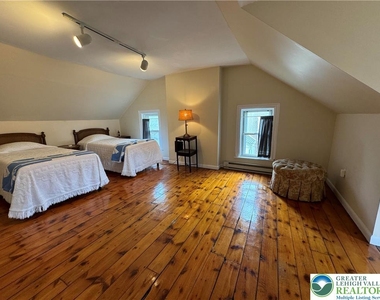 417 Linden Street - Photo Thumbnail 24