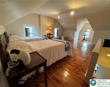 417 Linden Street - Photo Thumbnail 25