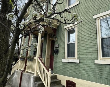 417 Linden Street - Photo Thumbnail 2
