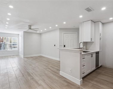 5124 Conroy Road - Photo Thumbnail 11