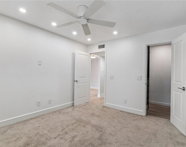 5124 Conroy Road - Photo Thumbnail 7