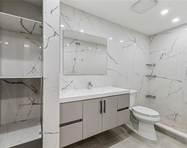 5124 Conroy Road - Photo Thumbnail 9