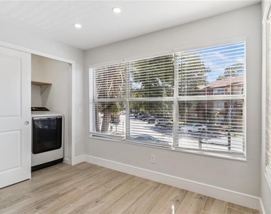5124 Conroy Road - Photo Thumbnail 12
