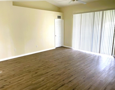 2498 Margaret Lane - Photo Thumbnail 1