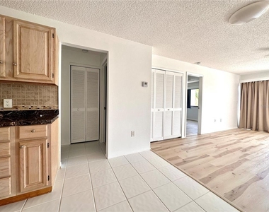 1001 W Marion Avenue - Photo Thumbnail 31