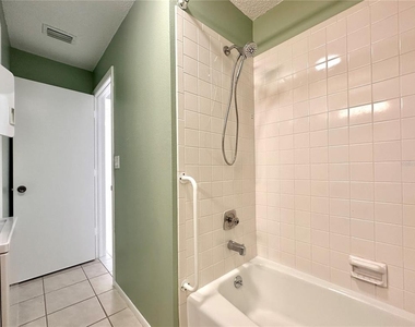 1001 W Marion Avenue - Photo Thumbnail 27