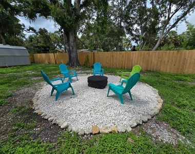 1157 41st Street - Photo Thumbnail 32