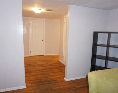 1157 41st Street - Photo Thumbnail 9
