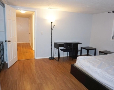1157 41st Street - Photo Thumbnail 19