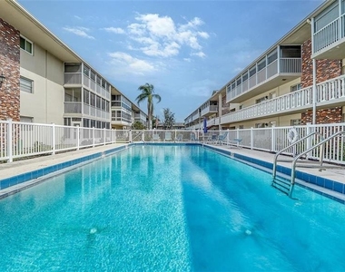 3751 S School Avenue - Photo Thumbnail 20