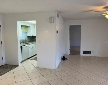 3751 S School Avenue - Photo Thumbnail 9