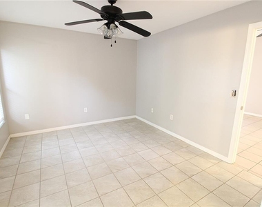 5525 Palmer Boulevard - Photo Thumbnail 8