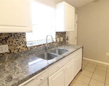 5525 Palmer Boulevard - Photo Thumbnail 3