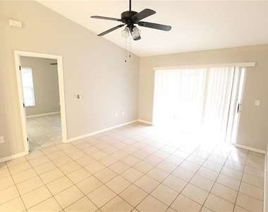 5525 Palmer Boulevard - Photo Thumbnail 7