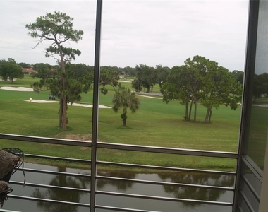7461 W Country Club Drive N - Photo Thumbnail 15