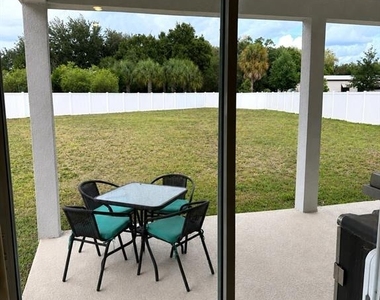 2726 89th Street Circle E - Photo Thumbnail 14
