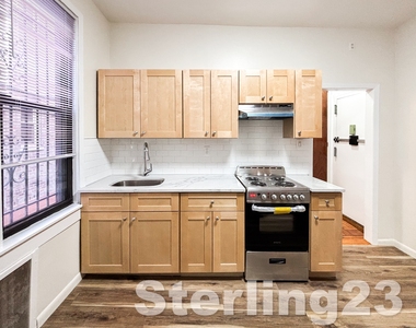 22-60 27th Street - Photo Thumbnail 2