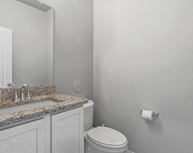 13852 Paseo De La Luna Avenue - Photo Thumbnail 9